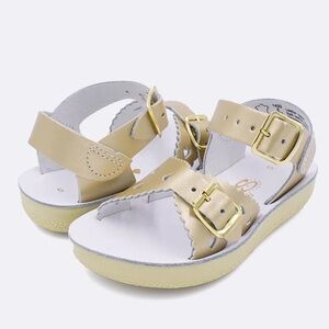 Saltwater Sun-San Gold Sweetheart Sandals size 6